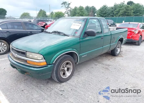 2000 Chevrolet S-10 Ls from USA, damaged, VIN 1GCCS19W6YK105811
